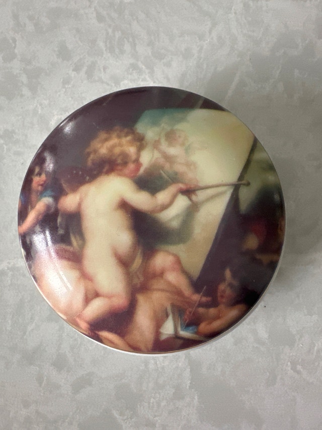 L'Étoile Limoges vintage porcelain trinket box. 22K gold. France - photo 2