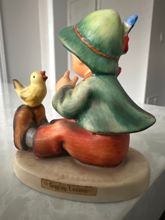 Goebel Hummel vintage porcelain figurine, "Singing Lesson" - photo 4