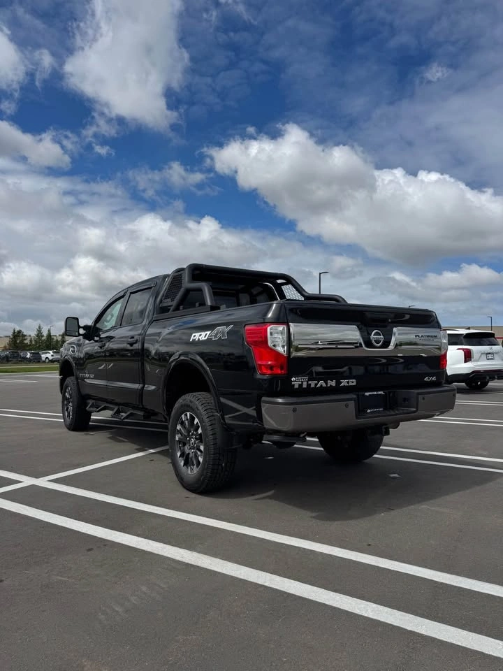 2018 Nissan Titan - photo 5