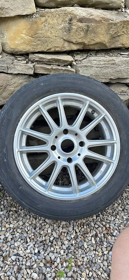 15” 4x114.3 185/60R15