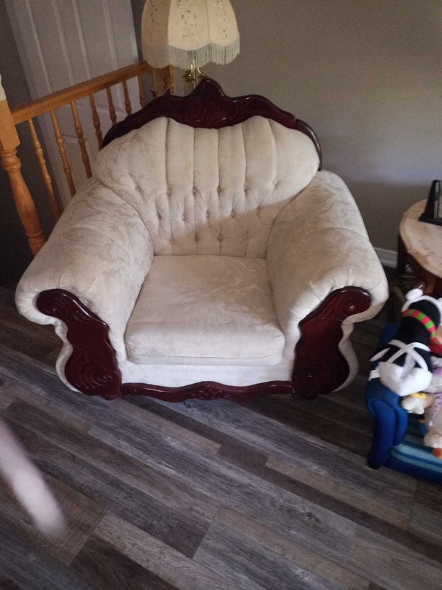 Couch, Love Seat & Chair Set - photo 3