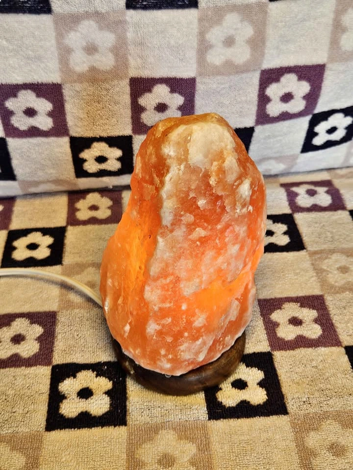 Himalayan Rock Salt Lamp