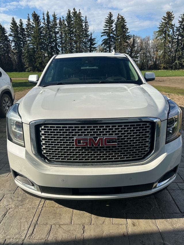 2017 GMC Yukon XL Denali - photo 2