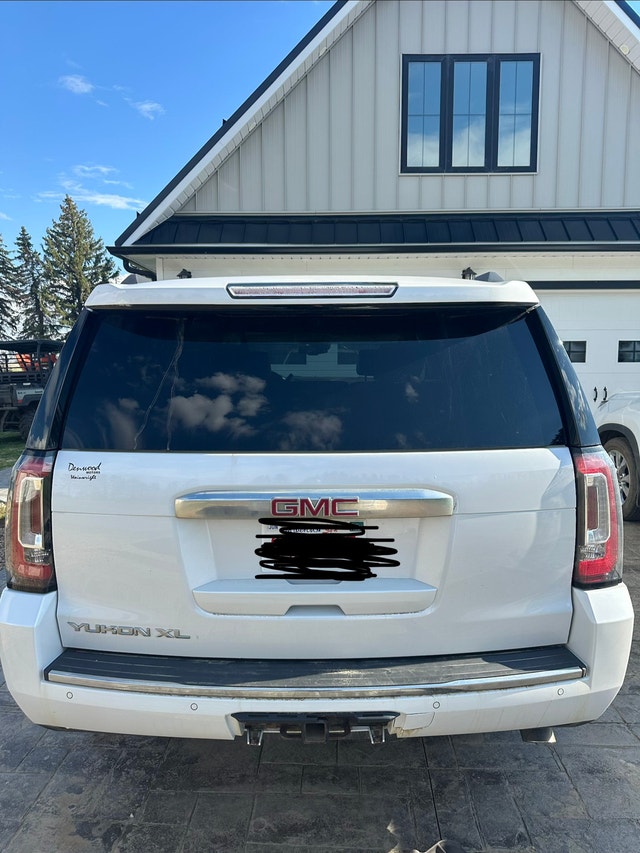 2017 GMC Yukon XL Denali - photo 4