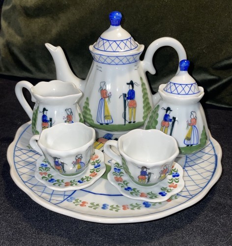 Hand Painted Folk Art~Child's -Decorative China 10 Piece Tea Set