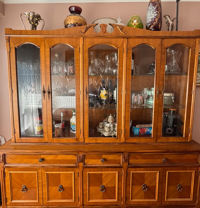 Display Cabinet