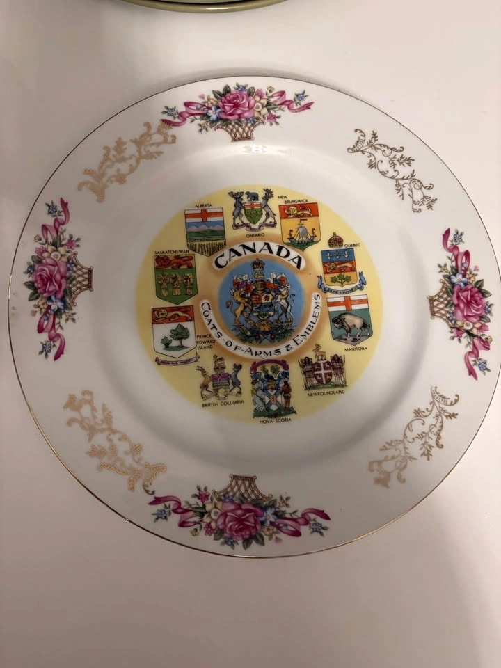 Assorted Ceramic Plates Set - photo 3