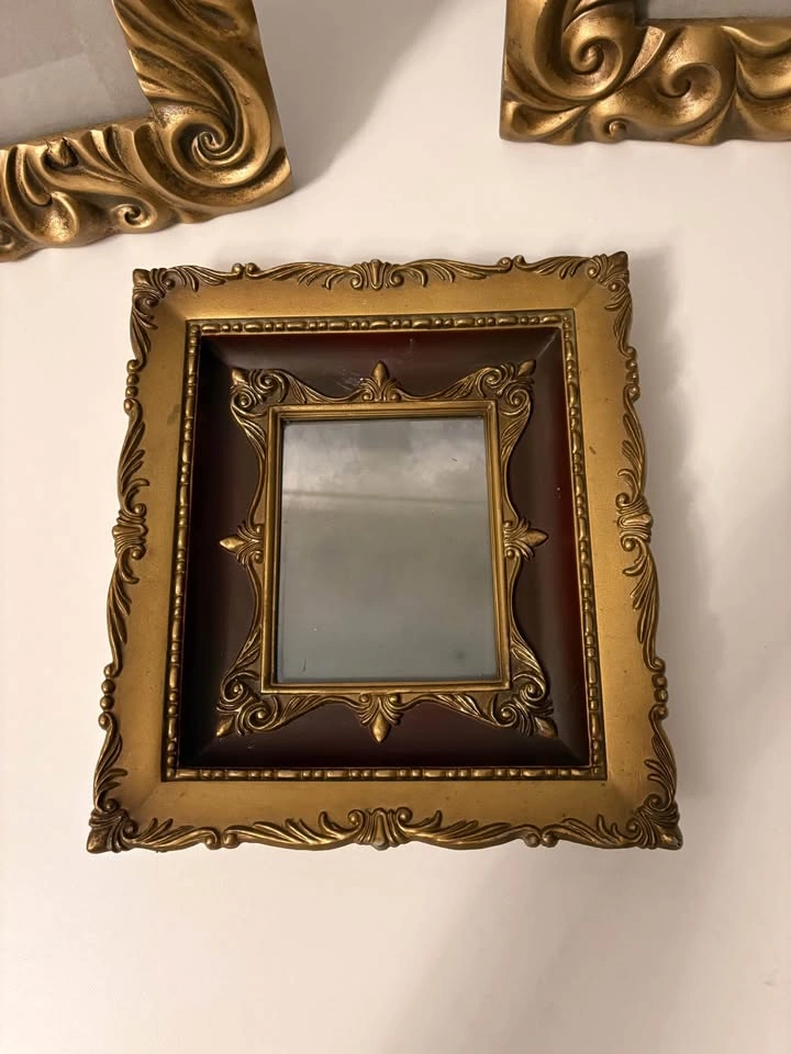 Set of 3 Gold Ornate Picture Frames and Mirror - photo 2