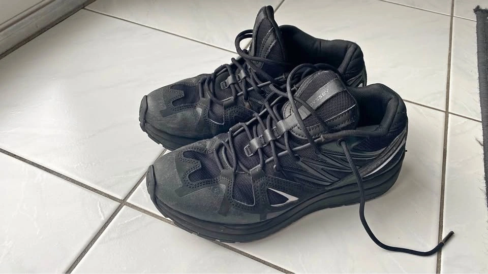 Salomon Odyssey shoes unisex M-6 W-7 - $75 OBO