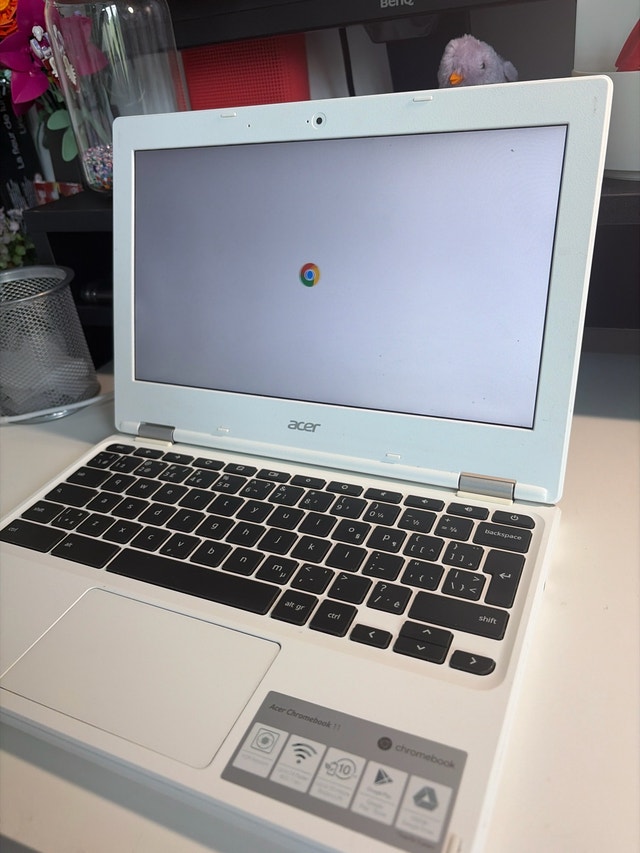 Chromebook - photo 2