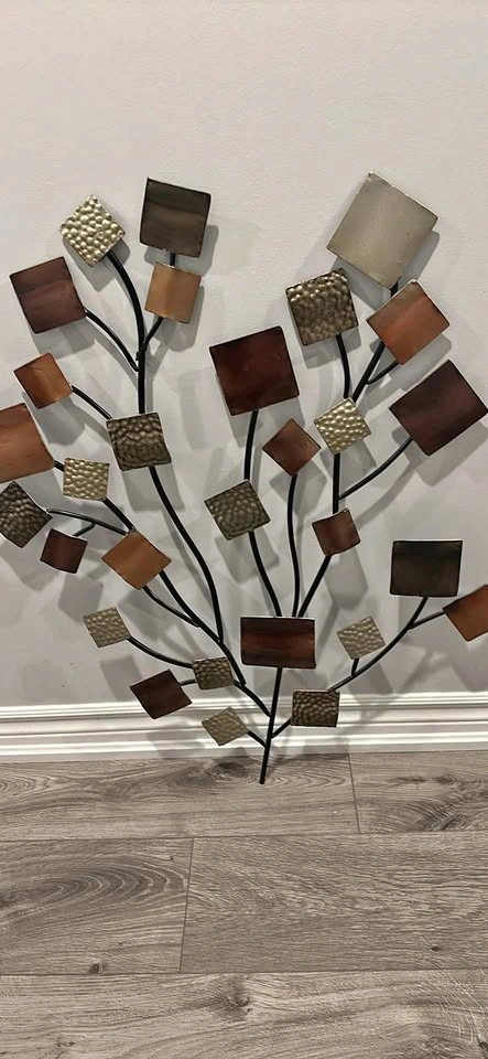 Large Metal Wall Art Décor – Modern Abstract Leaf Design