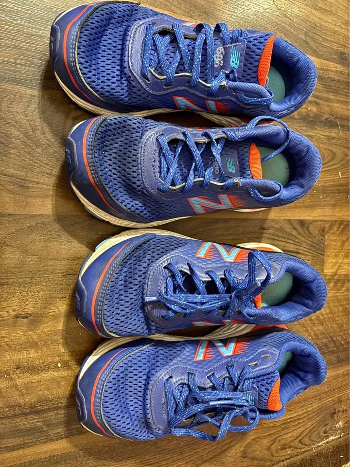 Boys Runners Size 3