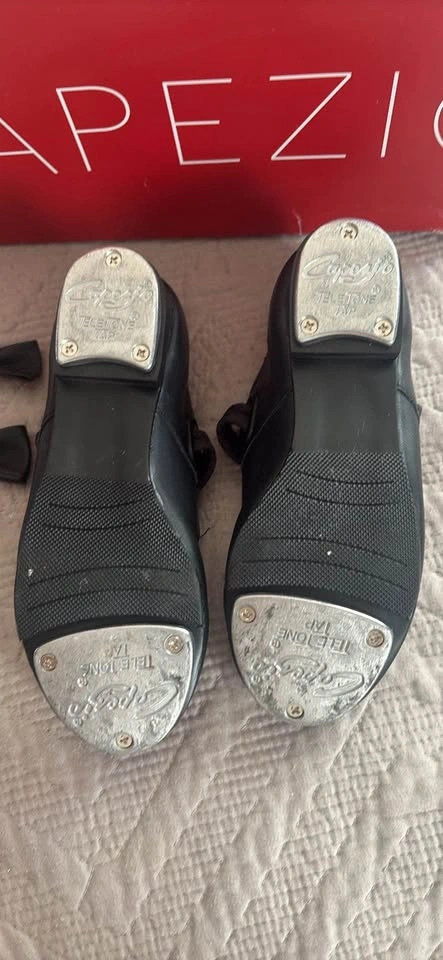 Capezio Black Mary Jane 3800C Tap Shoes kids size 11.5 - photo 2