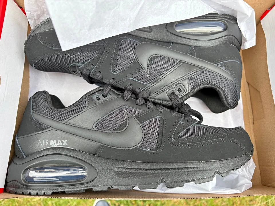 BNIB Nike Men's Air Max Command Shoe Running