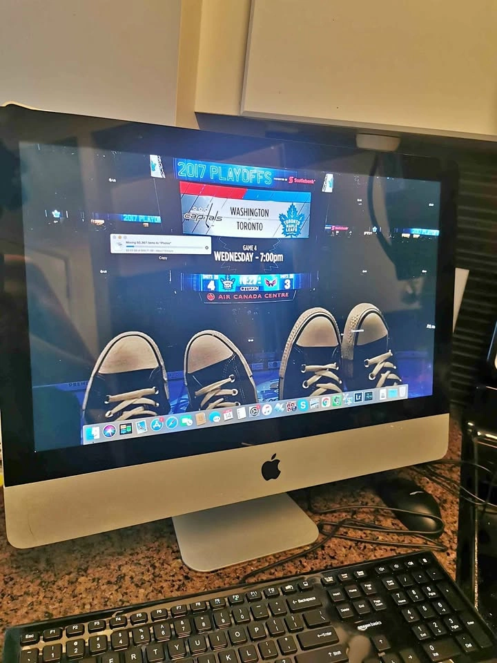 Apple Mid-2011 iMac (21-inch)