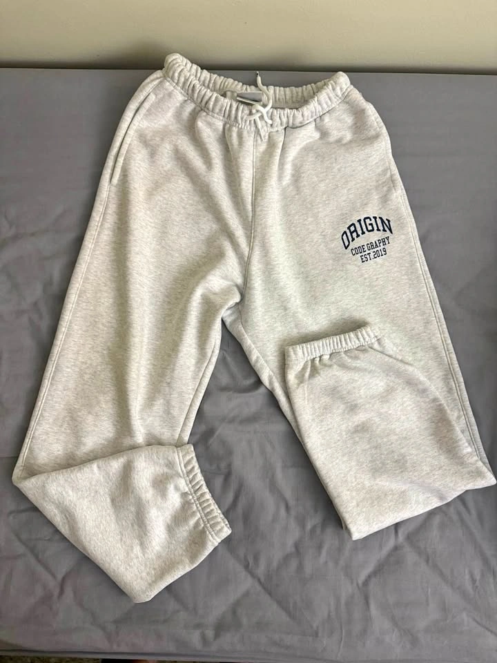 Small sweatpants