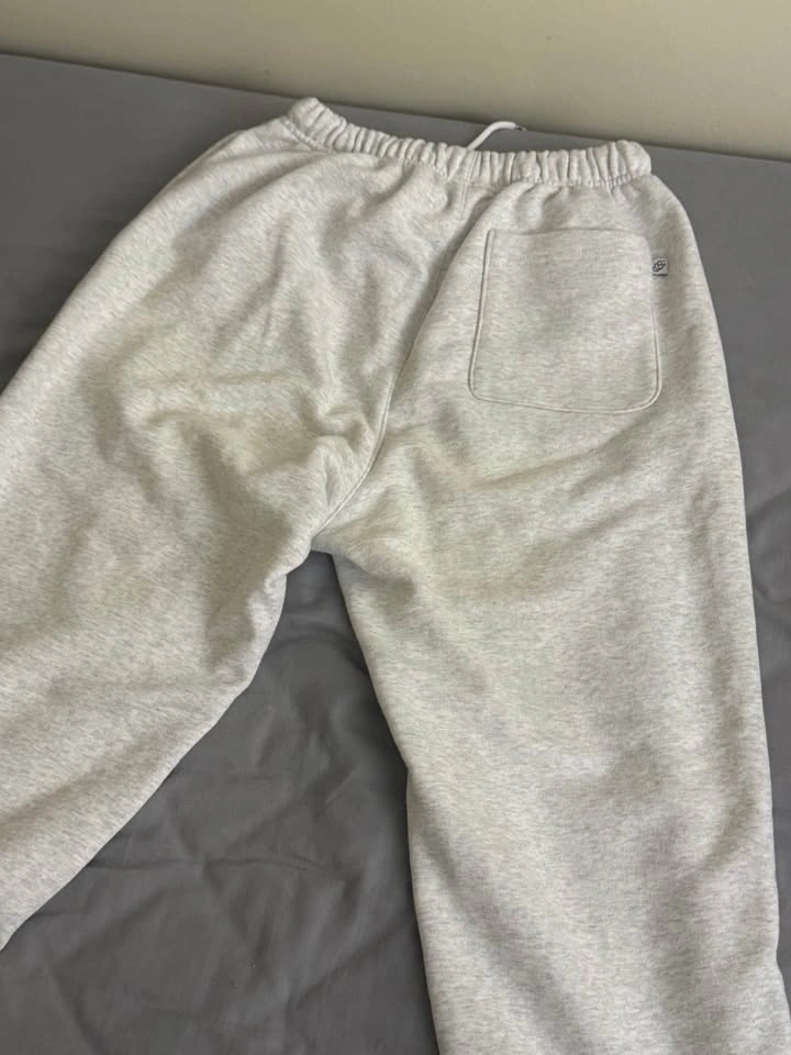 Small sweatpants - photo 2