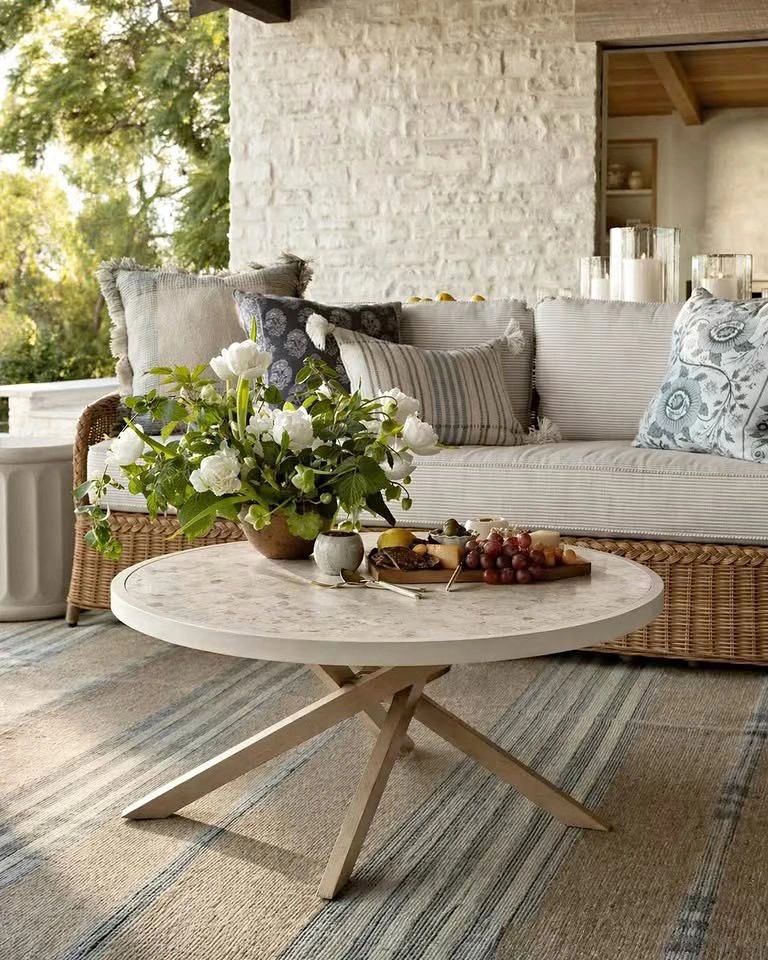 Outdoor table / patio table / coffee table - Brand new in box