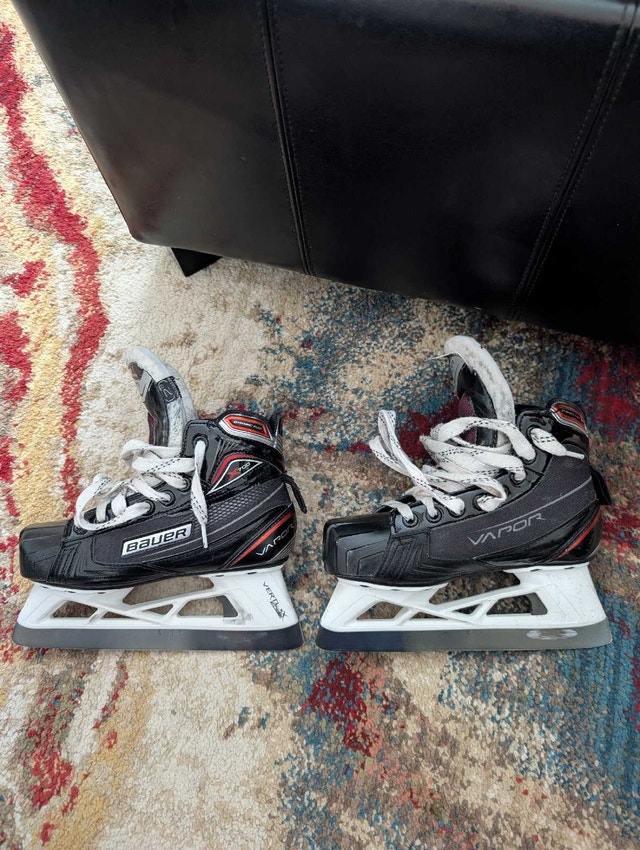 Bauer Vapor Size 3 Goalie Skates