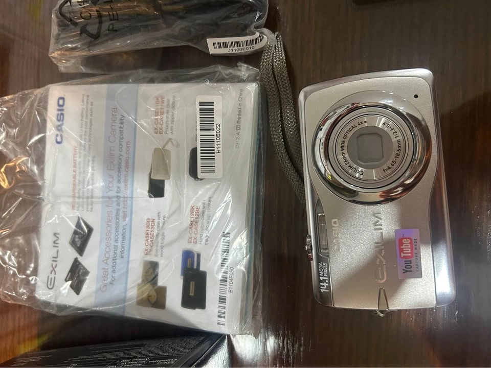 Casio Exilim EX-Z550 Digital Camera - photo 3