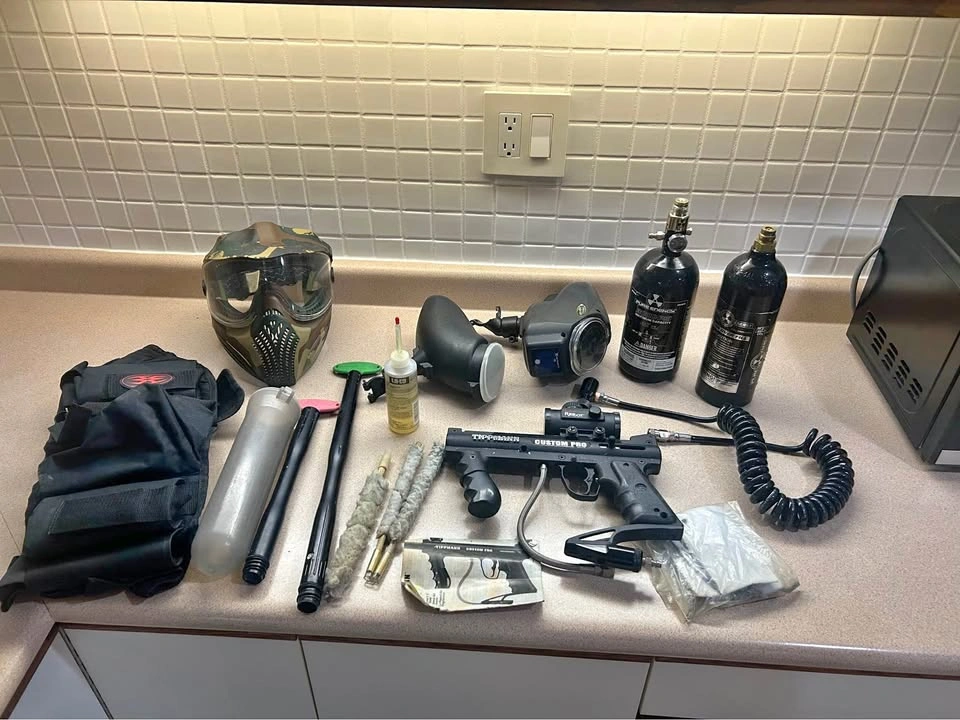 Tippmann Custom Pro Paintball gun Kit