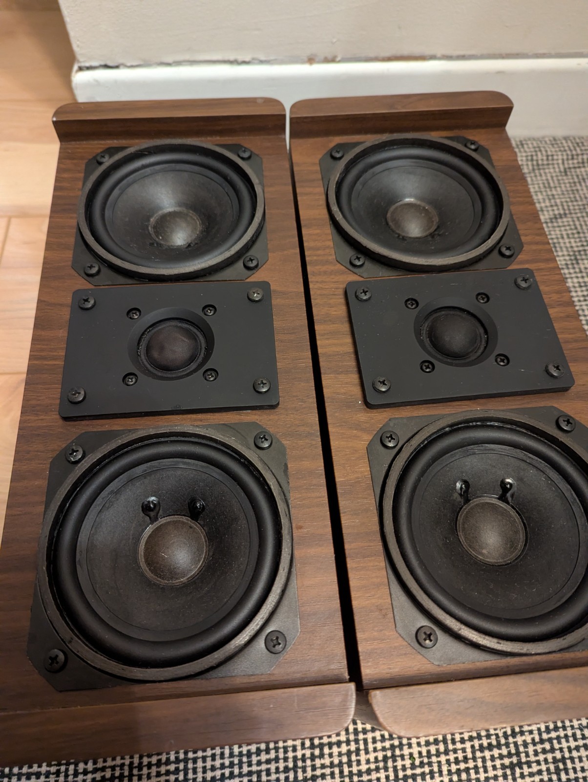 Vintage Koss Dyna-Mite M/80 Plus Bookshelf Speakers - photo 2