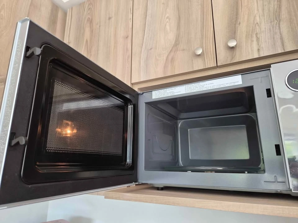Westinghouse 30L Digital Microwave Oven - photo 4
