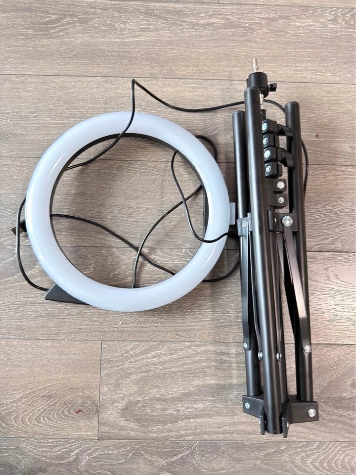 Ring light - photo 2