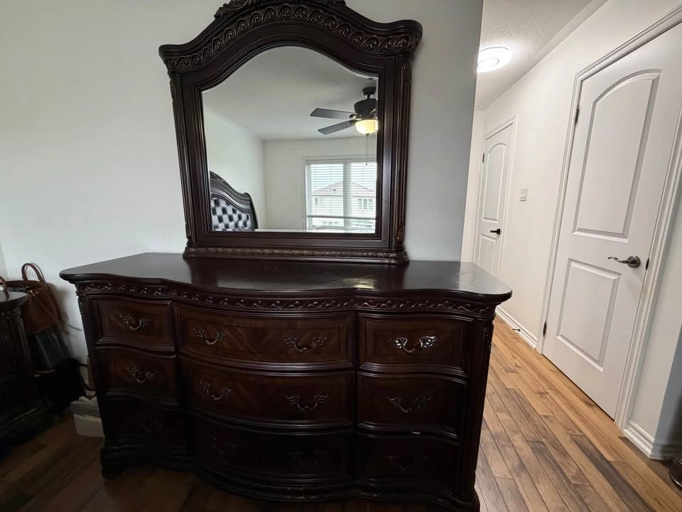 6-Piece Dark Wood Bedroom Furniture Set - photo 5