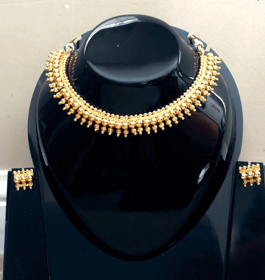 Traditional Temple Choker Set - Gold Finish - photo 2