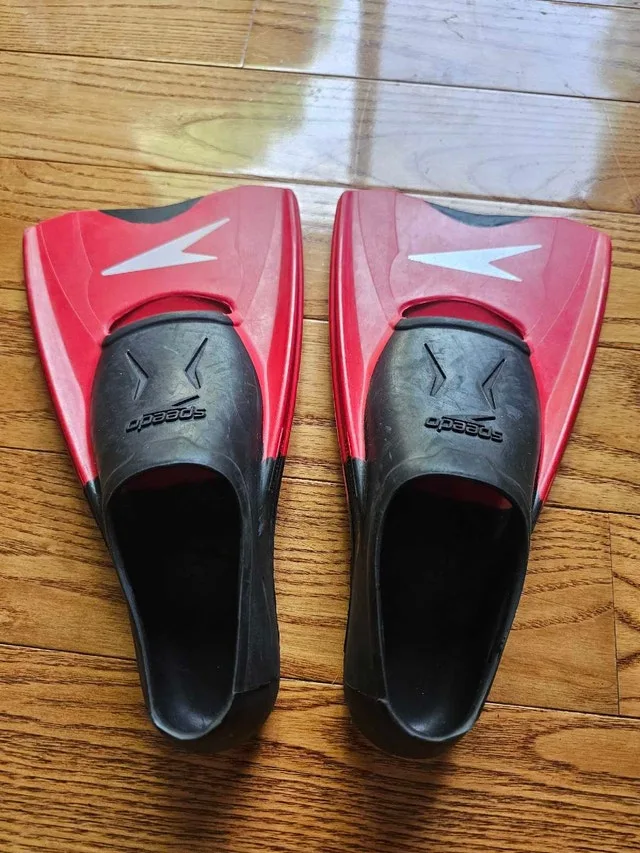 Kids Swim Training Fins — 4 Pairs, Various Brands — Size XXS/XS
