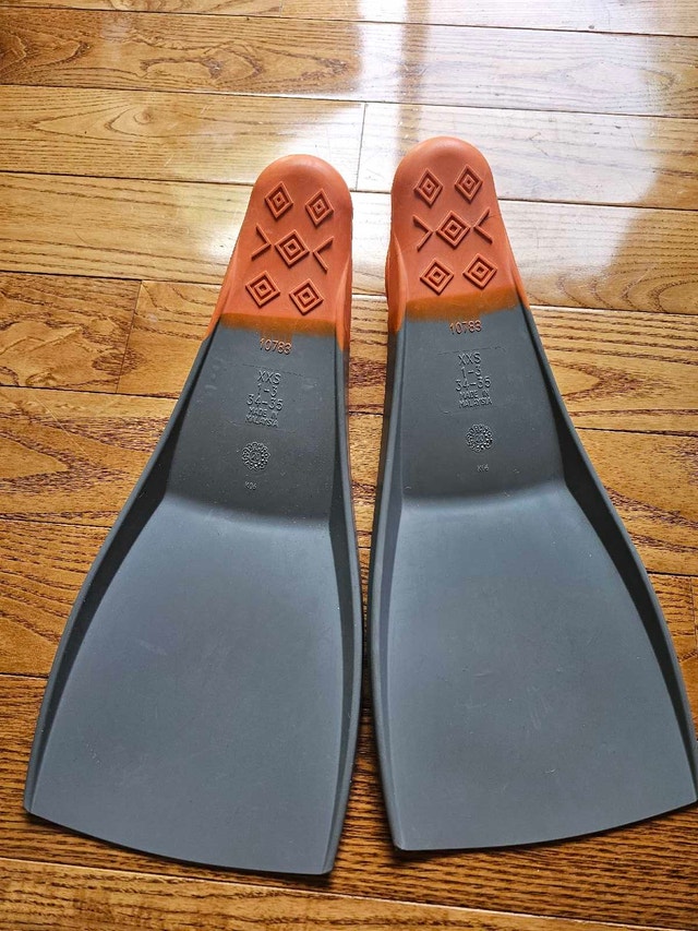 Kids Swim Training Fins — 4 Pairs, Various Brands — Size XXS/XS - photo 4