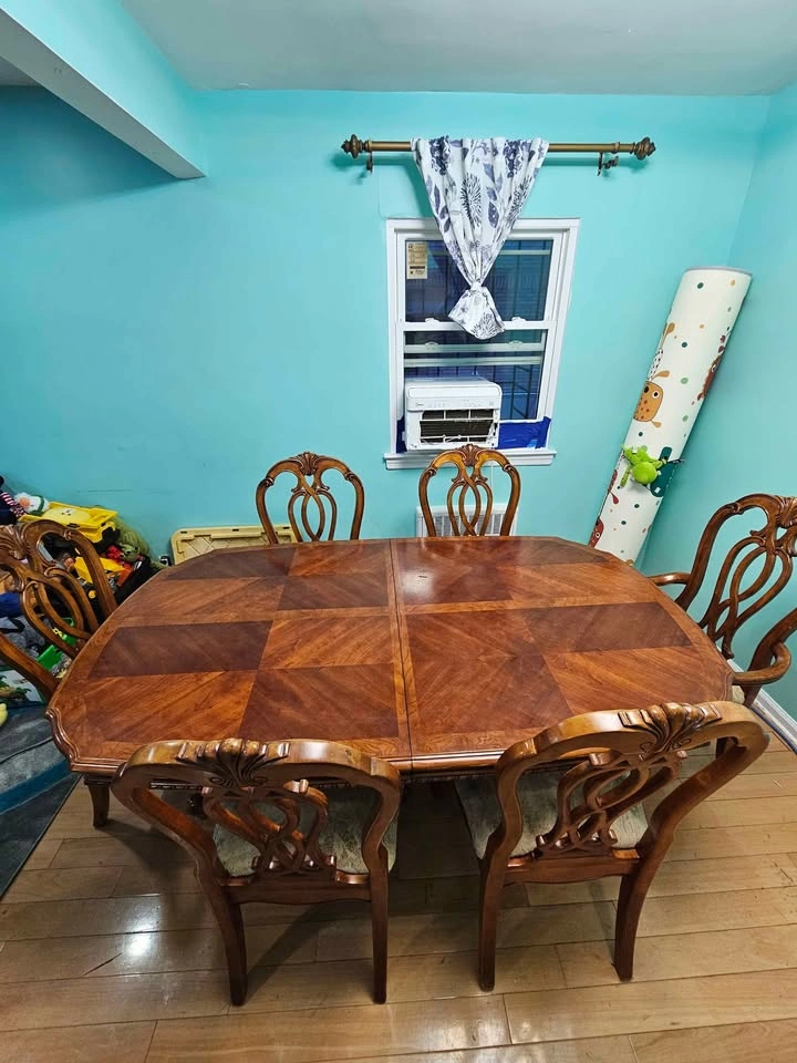 Dining Table - photo 5