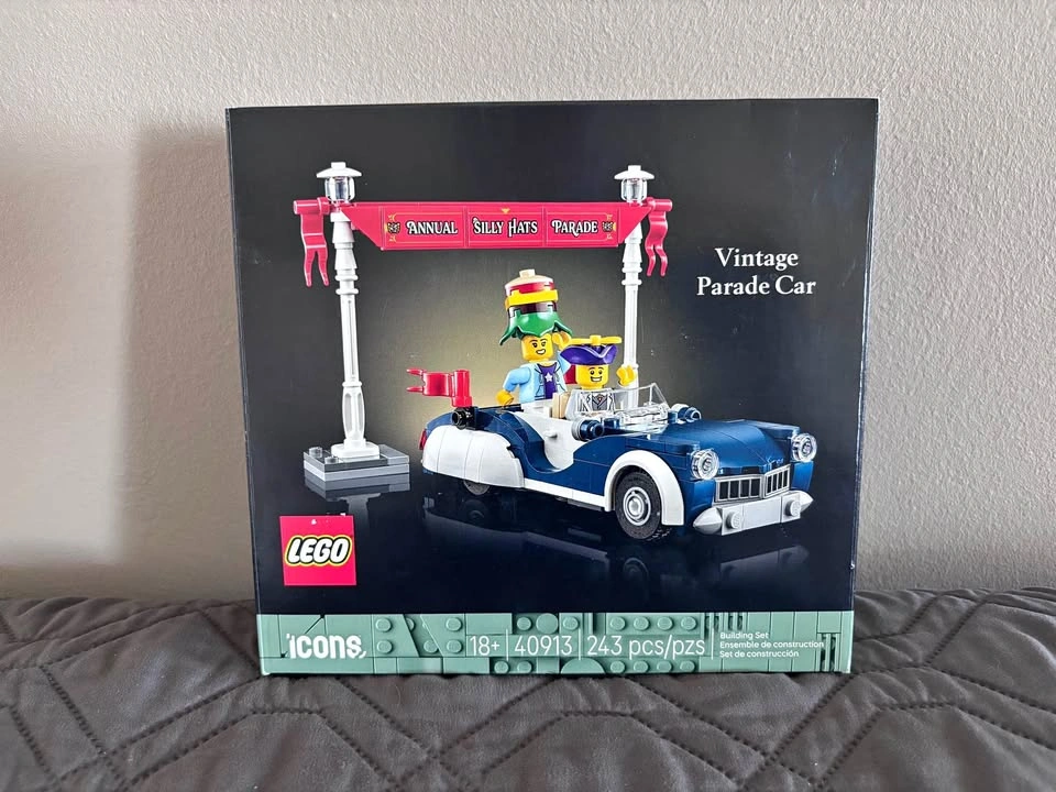 LEGO Icons Vintage Parade Car 40913. NO MINI FIGURES.
