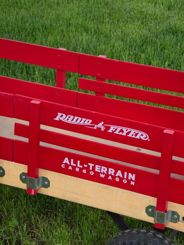 Beautiful Radio Flyer All Terrain Kids Wagon - photo 3