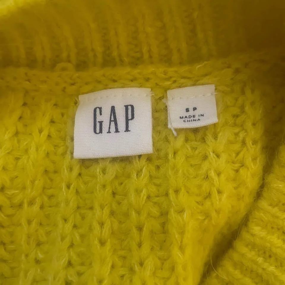 GAP Wool-Blend Pointelle Crewneck Sweater - Size Small image indicator(6)