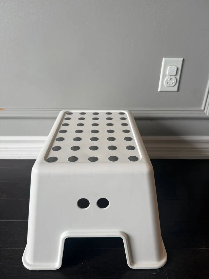 IKEA Bolmen Step Stool - photo 4