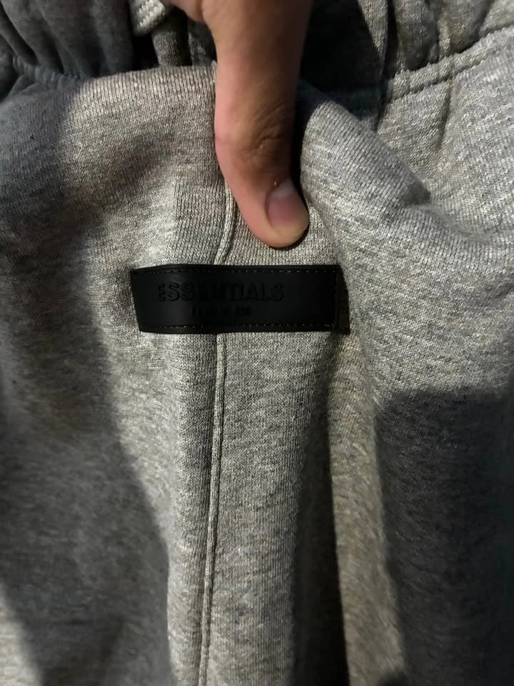 Essentials shorts - photo 3