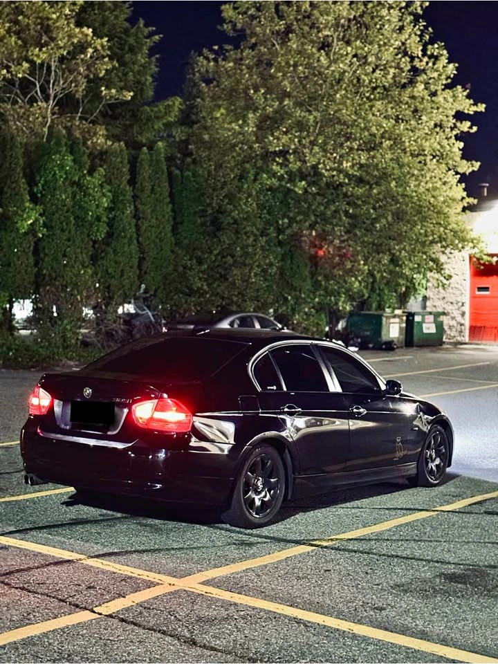 BMW 323i 2008 Inline 6 Cylinder