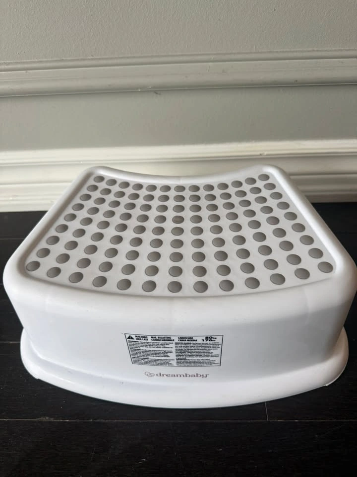 Dreambaby Toddler Step Stool - photo 3