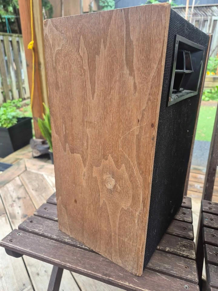 Vintage 1970s Roberts S-913A bookshelf speakers - photo 3