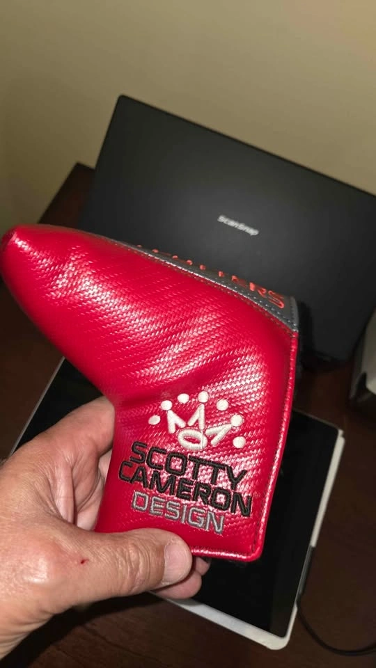 100% Authentic Scotty Cameron Putter Cover - photo 4