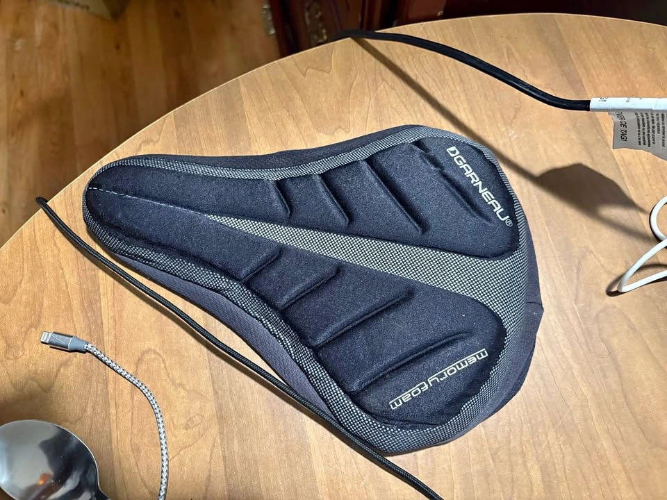 Bike Accessories: Padded Seat Cover