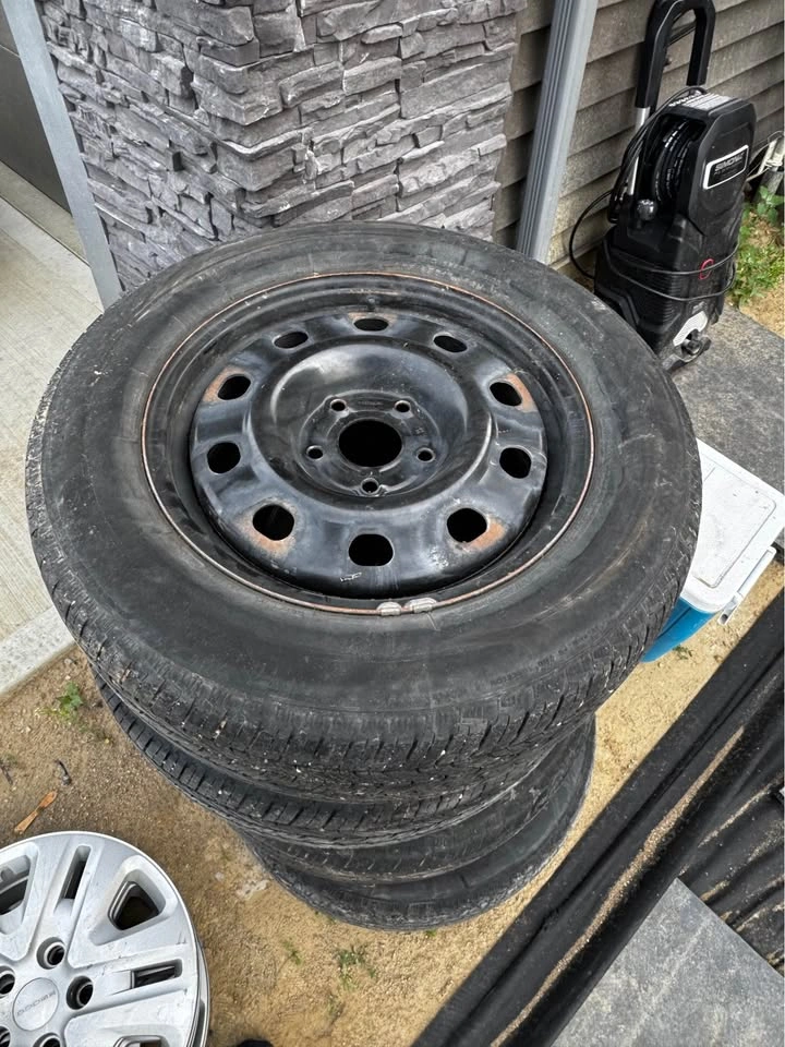Rims and tires 5x 127mm 225 65 r17 - photo 2