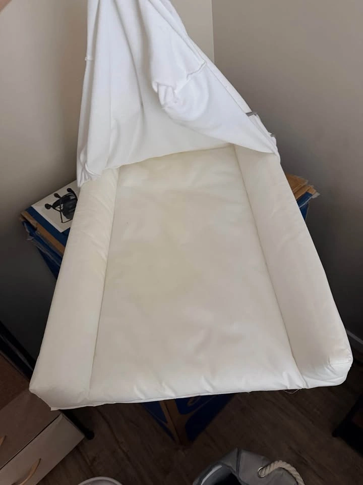 Baby Changing Pad + Cover - photo 3