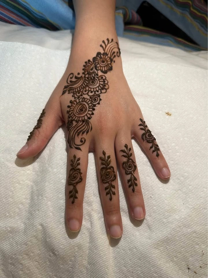 Henna - photo 2