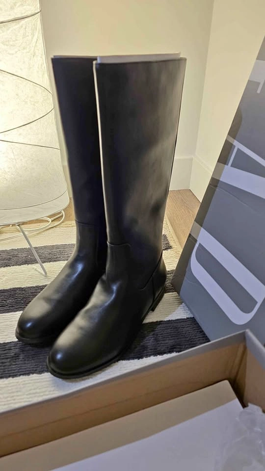 Woman's boots (vegan leather riding boots)