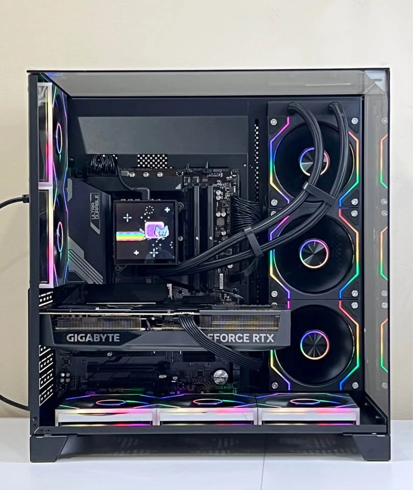 RTX 5070 Ti - Intel I9-14900KF - 32GB DDR5 - Gaming PC - photo 4