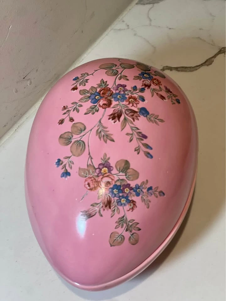 Vintage Pink Floral Porcelain Ceramic Egg Trinket Box - photo 2