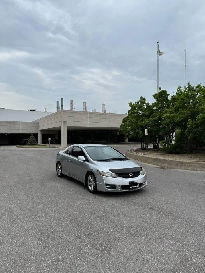 2010 Honda Civic - Safety Certified - photo 3